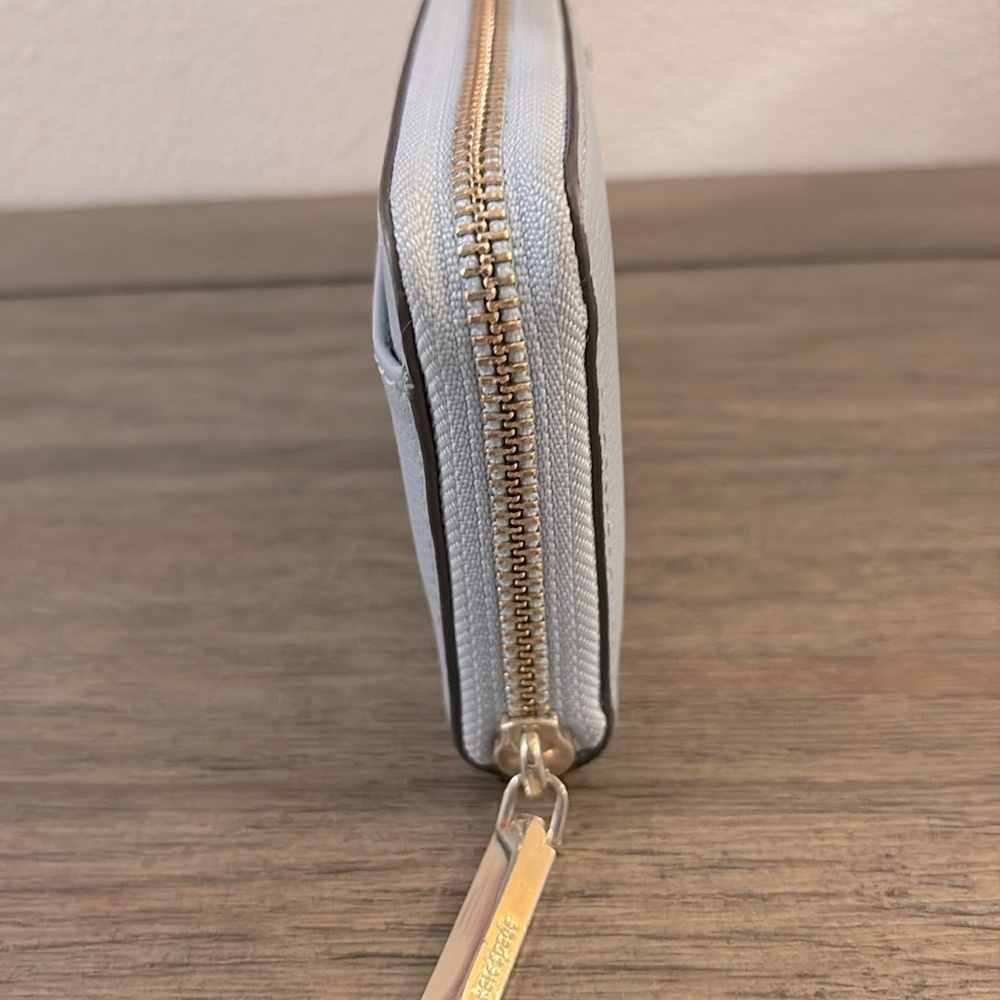 EUC [kate spade] Powder Light Blue Continental Zip-Around Long Wallet - Picture 11 of 14